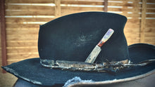 Load image into Gallery viewer, Damascus Hat Knife