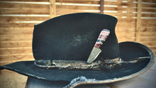 Load image into Gallery viewer, Damascus Hat Knife