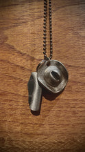 Load image into Gallery viewer, Cowboy Hat Quarter and Mini Folding Knife